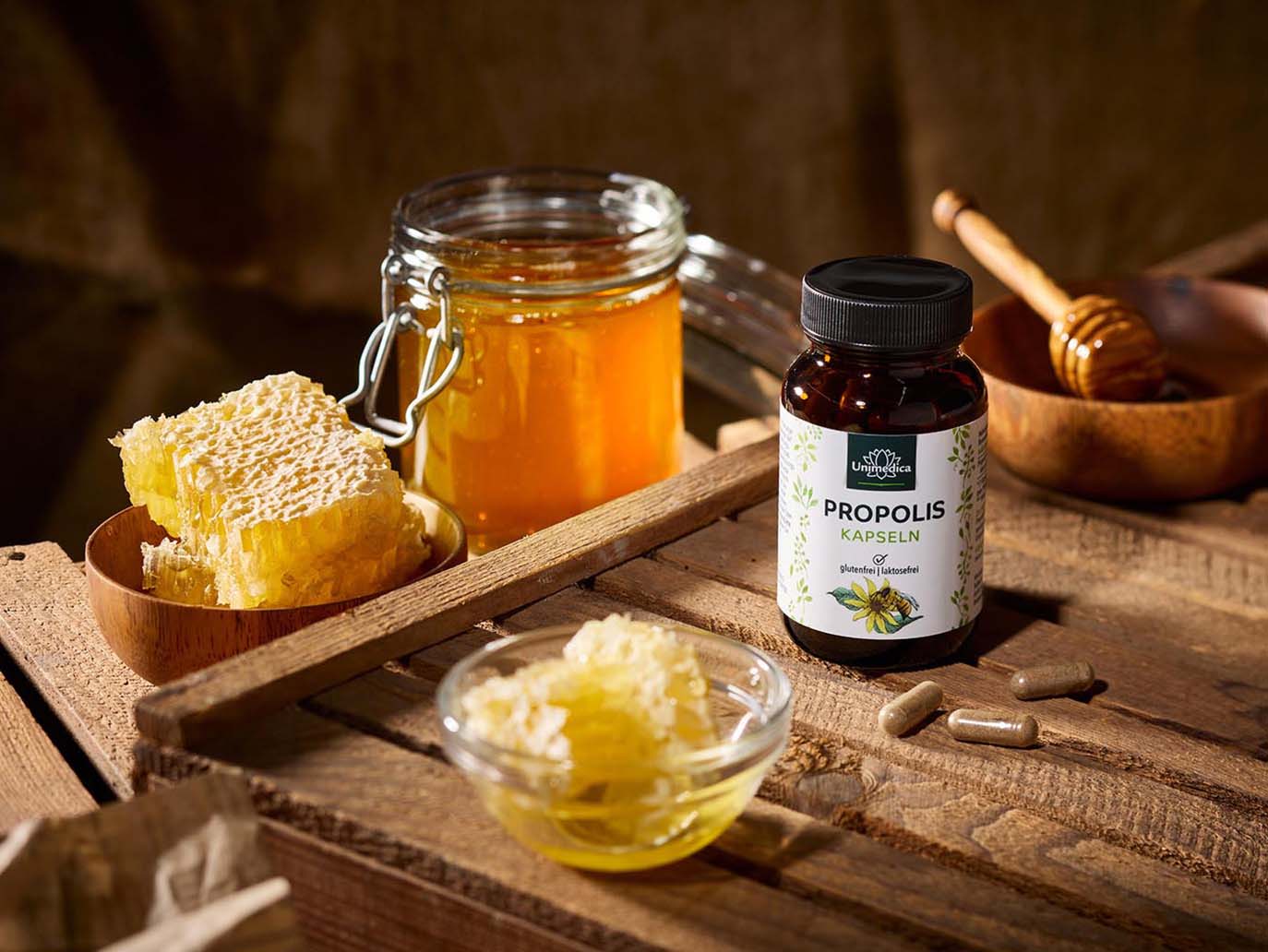 Propolis Capsules - 1,000 mg propolis extract per daily dose (2 capsules) - 60 capsules - from Unimedica