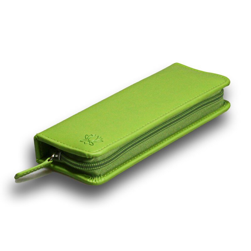 30 - Remedy case in artificial leather